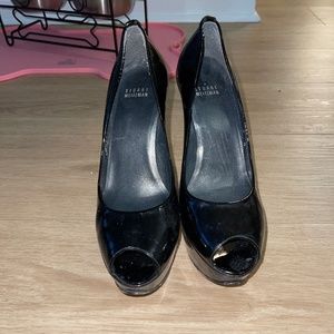 Stuart weitzman patent black leather pump